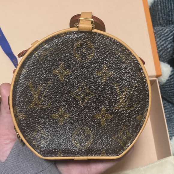 Louis Vuitton Mini Boite Chapeau - Picture 7 of 16